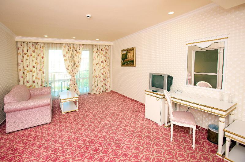 Planeta Hotel & Aquapark Free Beach Access Sluneční pobřeží Exteriér fotografie A room at the hotel